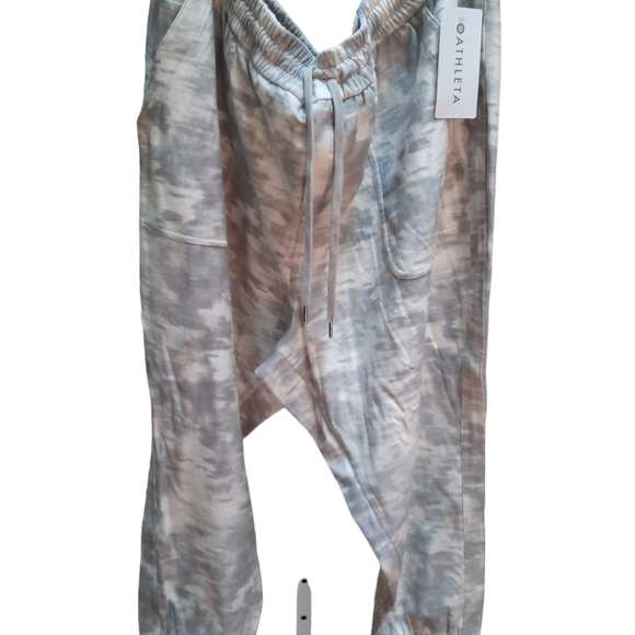 Athleta Farallon Joggers - Picture 4 of 10